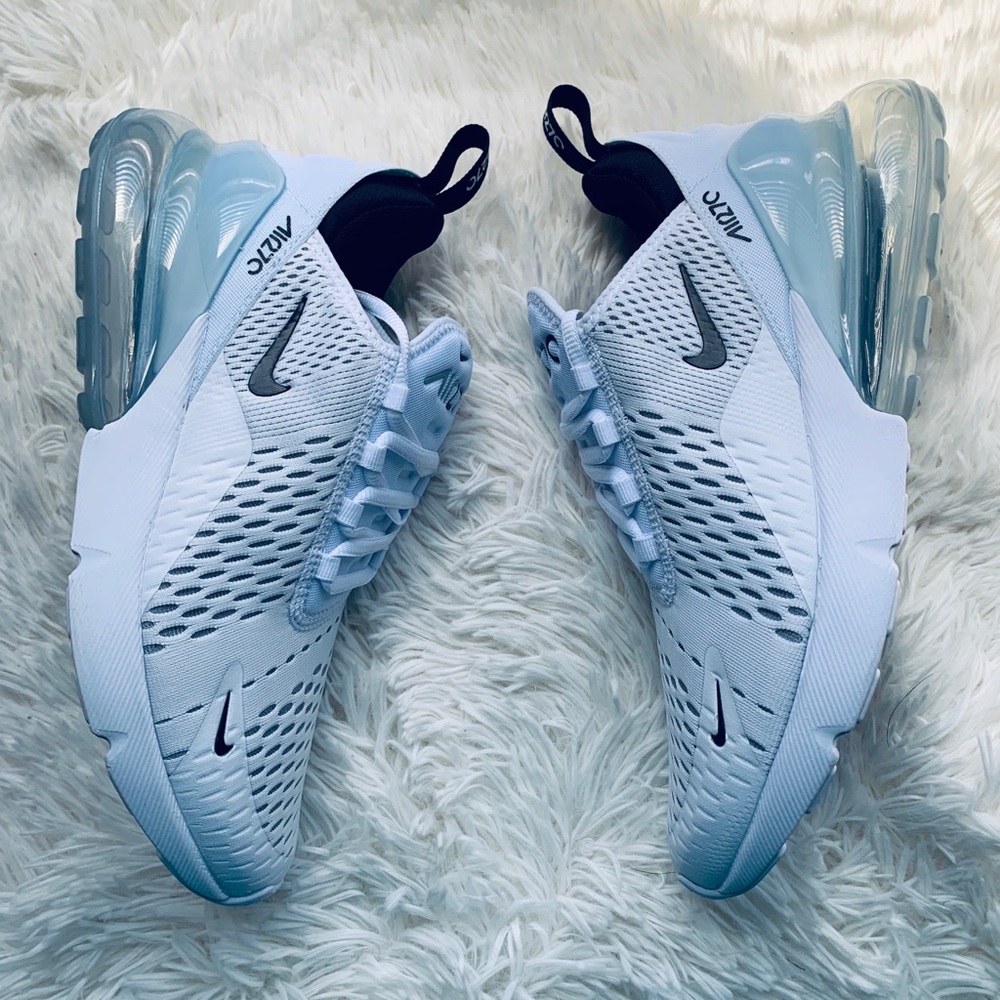 Nike Air Max 270 - Picture 2 of 7